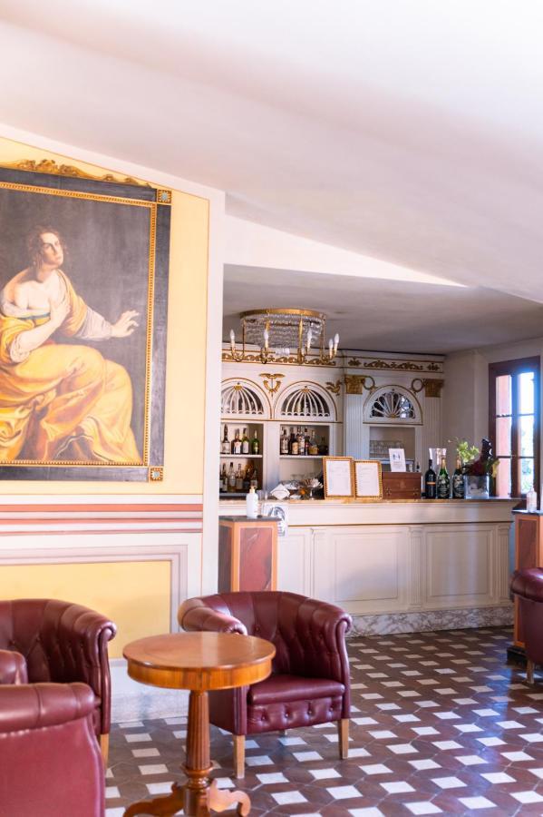 Отель Il Piccolo Castello Монтериджиони Экстерьер фото